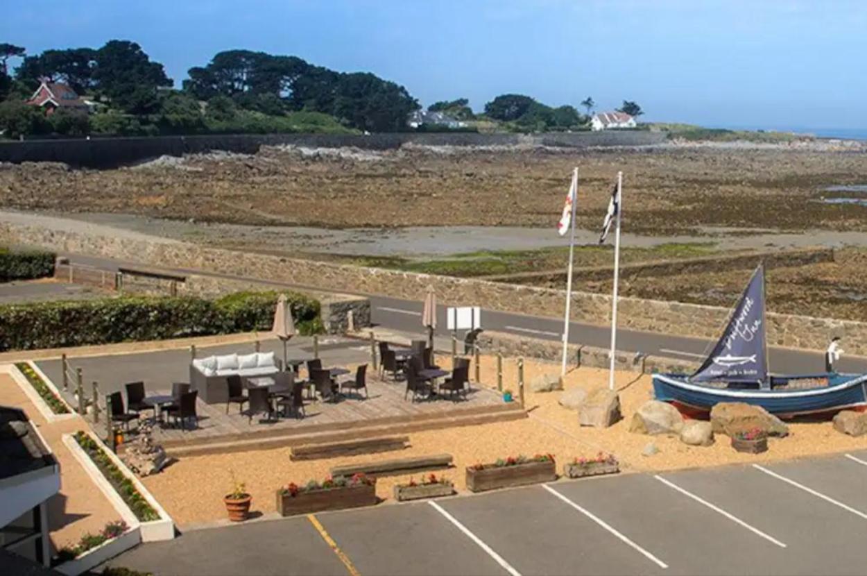 Driftwood Inn Saint Saviour 외부 사진