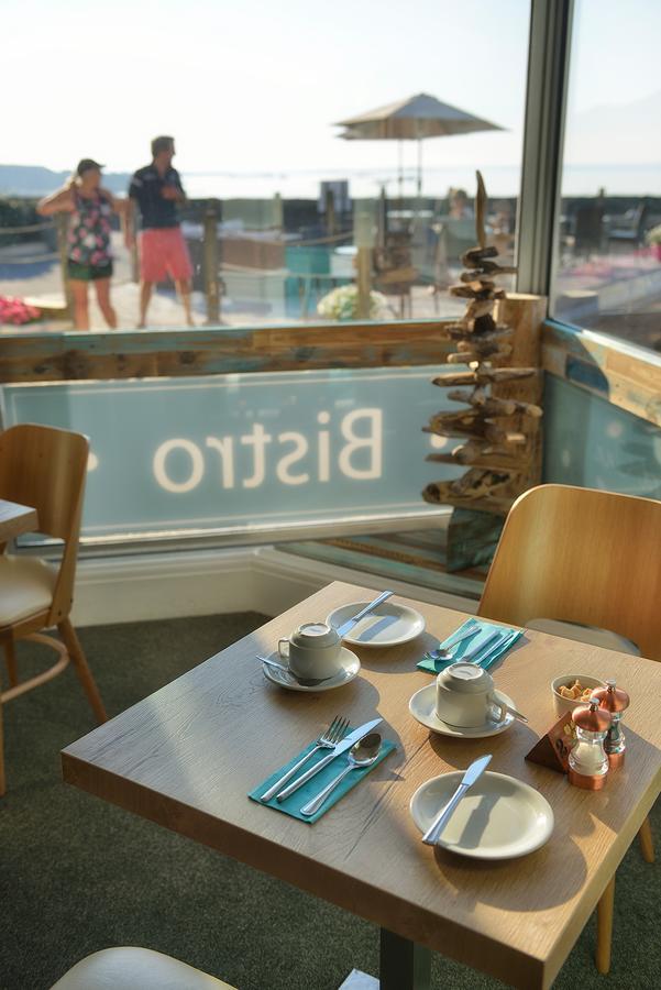 Driftwood Inn Saint Saviour 레스토랑 사진