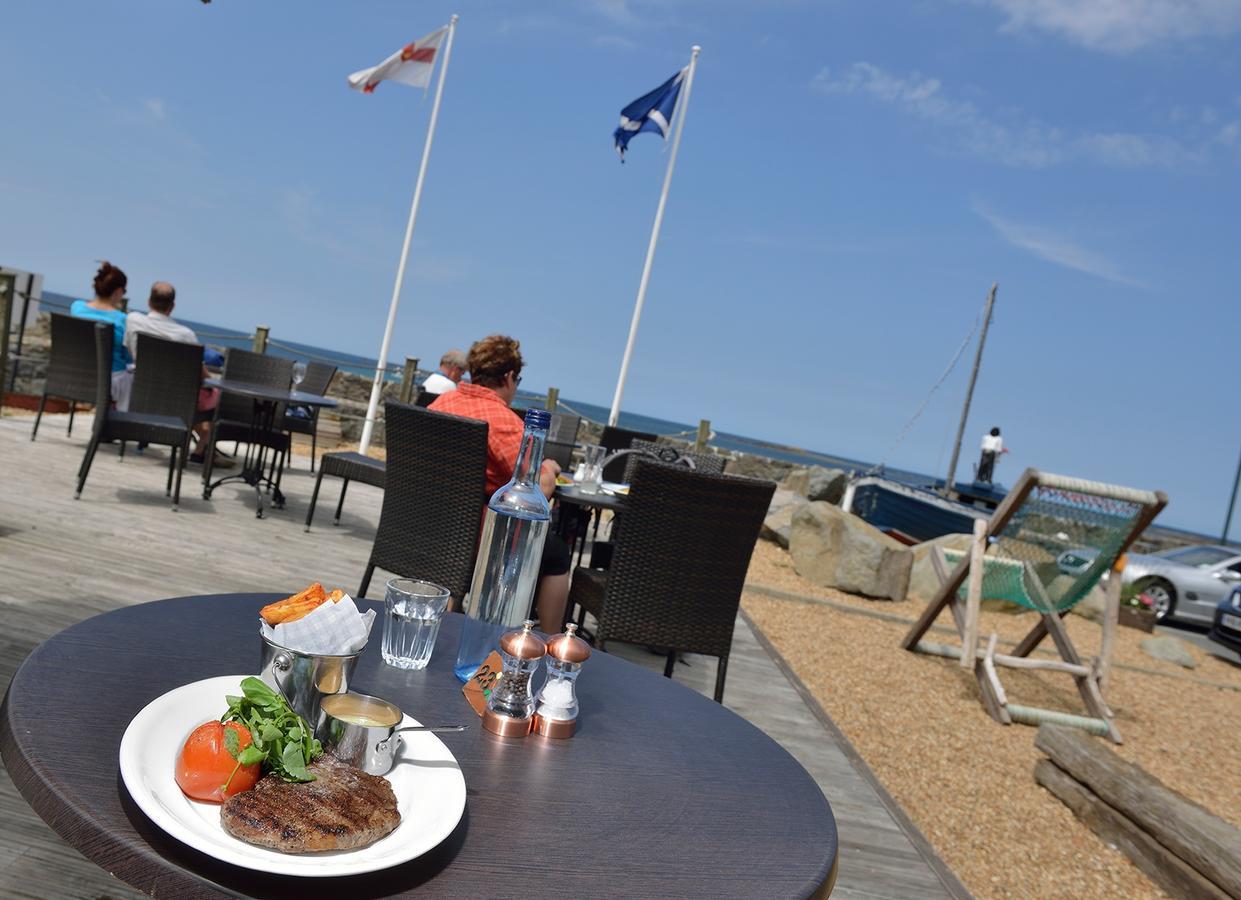 Driftwood Inn Saint Saviour 레스토랑 사진