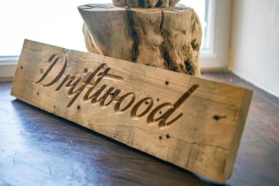 Driftwood Inn Saint Saviour 외부 사진